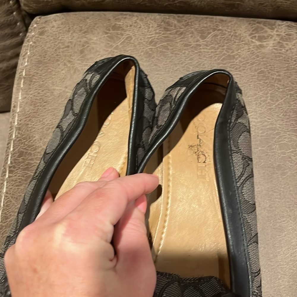 Coach signature black loafers, size 8 - Picture 8 of 9